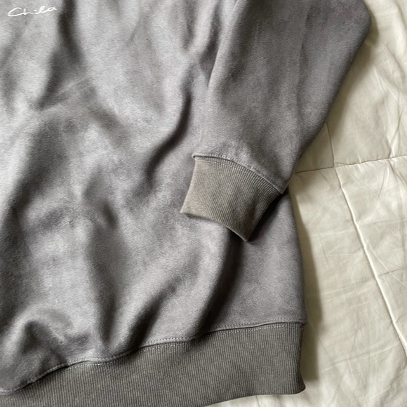 Jevasan Pull-Over Crew Neck Sweatshirt - Picture 3 of 10